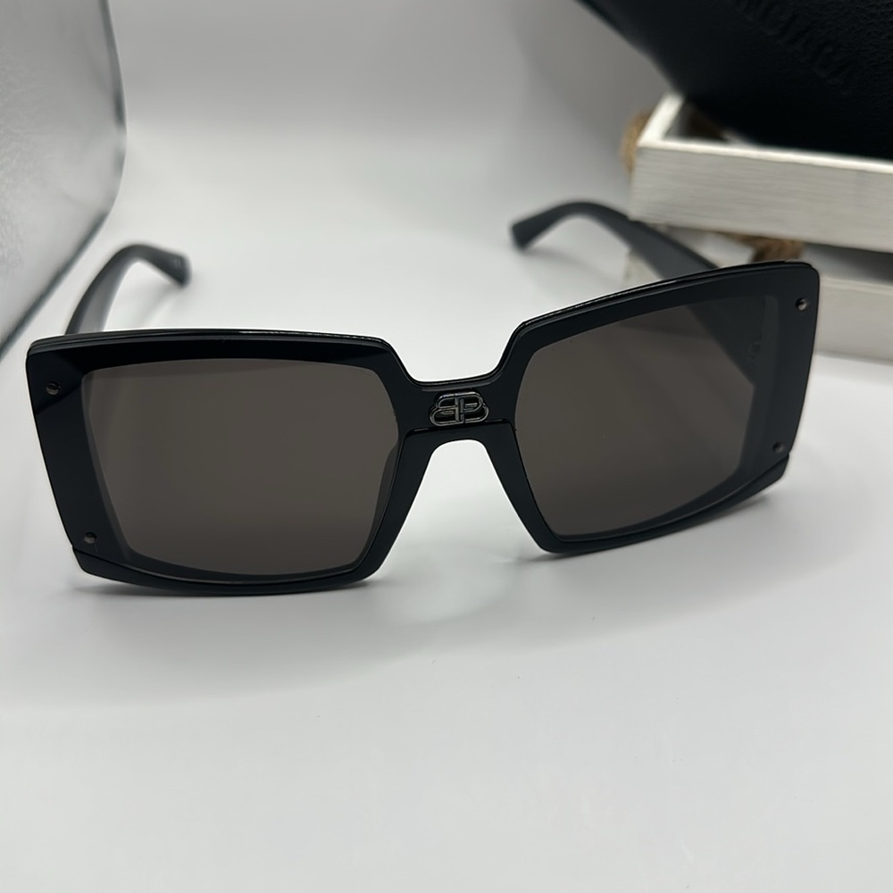 BALENCIAGA BB0081S